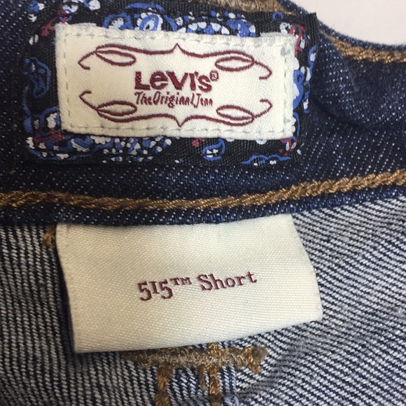🎉Levi’s Jean Shorts size 8 - Picture 3 of 4